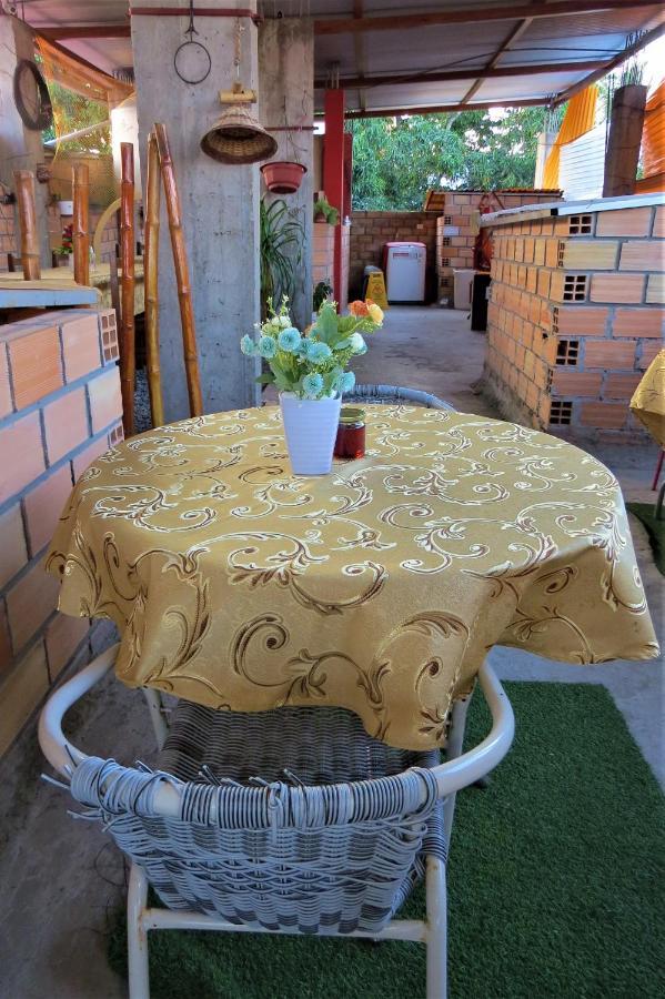 Flor Del Valle Posada 塔拉波托 外观 照片